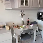 Les Jardins 2 Port De Plaisance Et Piscine 2 * לה-גרו-דו-רואה