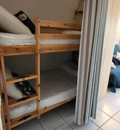 Les Jardins 2 Port De Plaisance Et Piscine 2 Apartman *